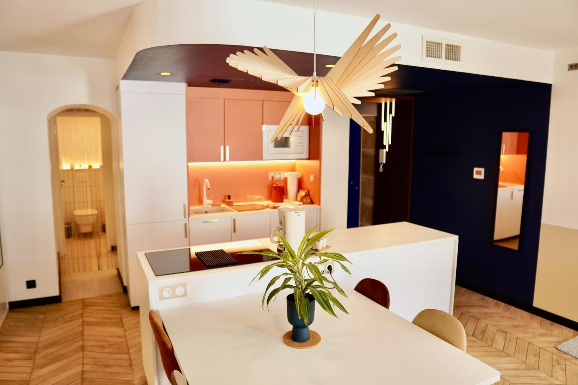Roma Divine Home Cinema Et Jardin Нім Екстер'єр фото