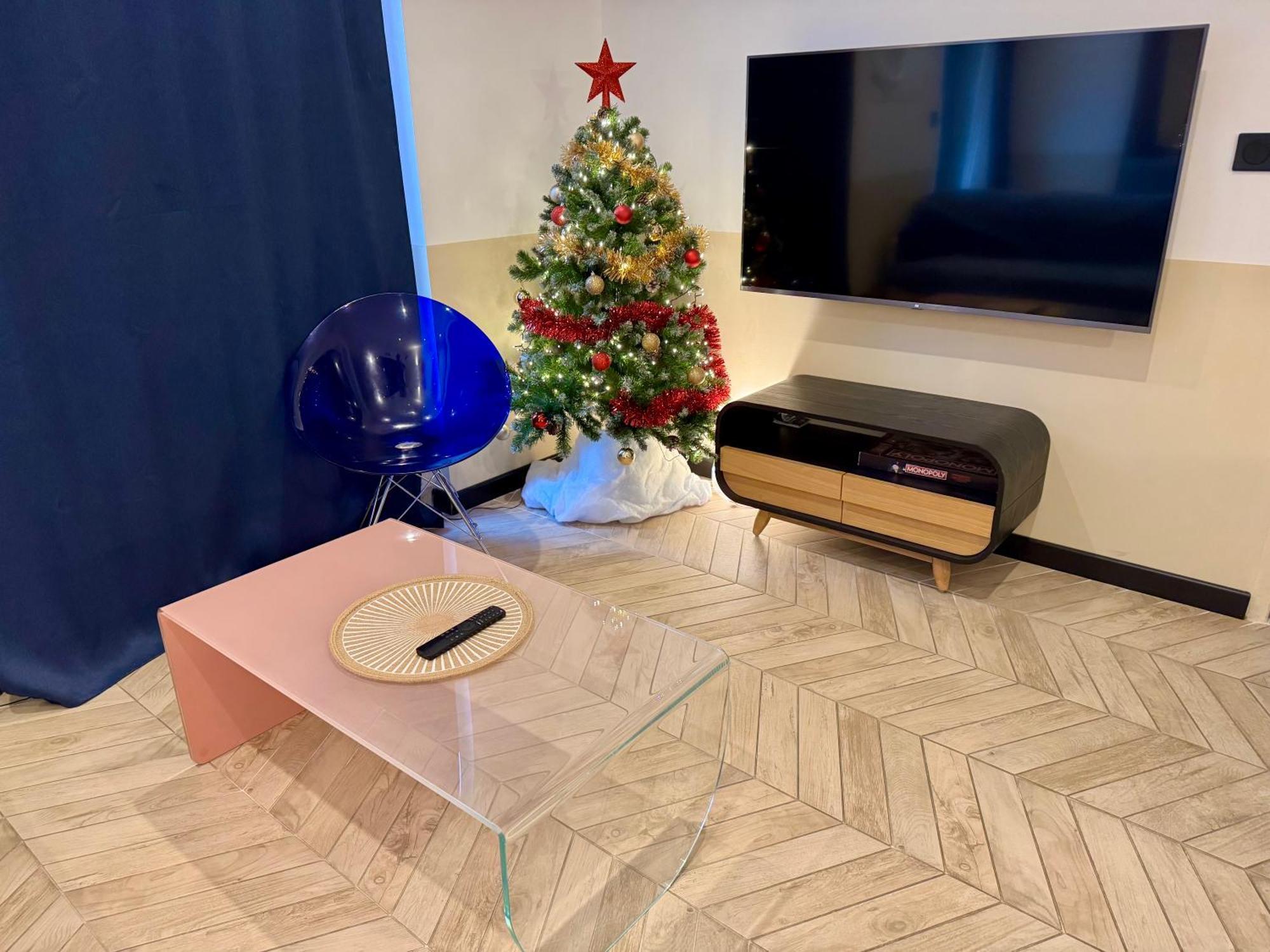 Roma Divine Home Cinema Et Jardin Нім Екстер'єр фото